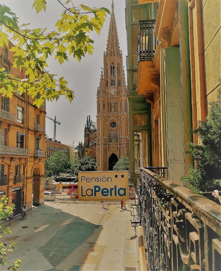 La Perla Guest house